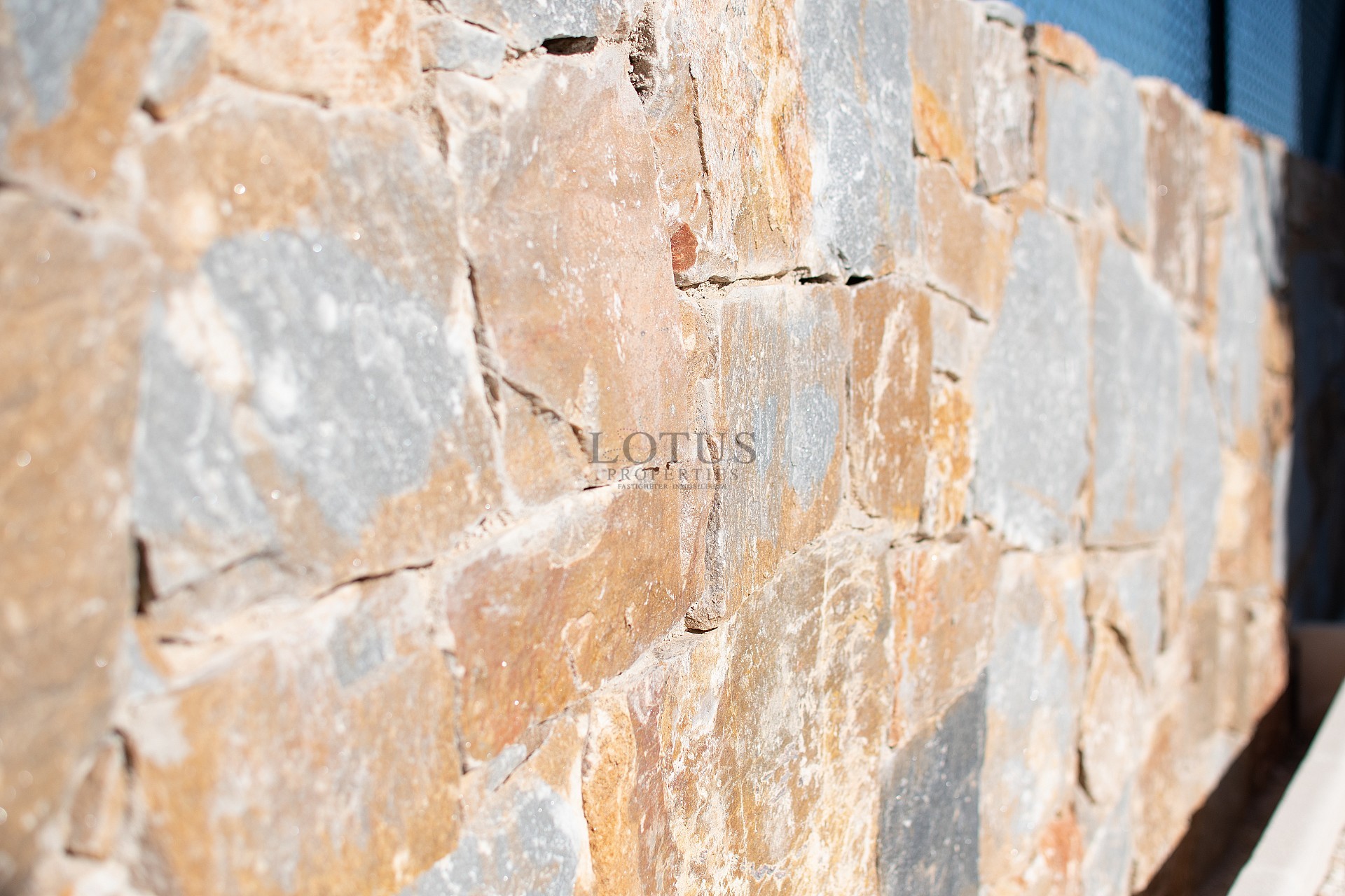 Fantastiska nyproducerade villor i två plan - Lotus Properties