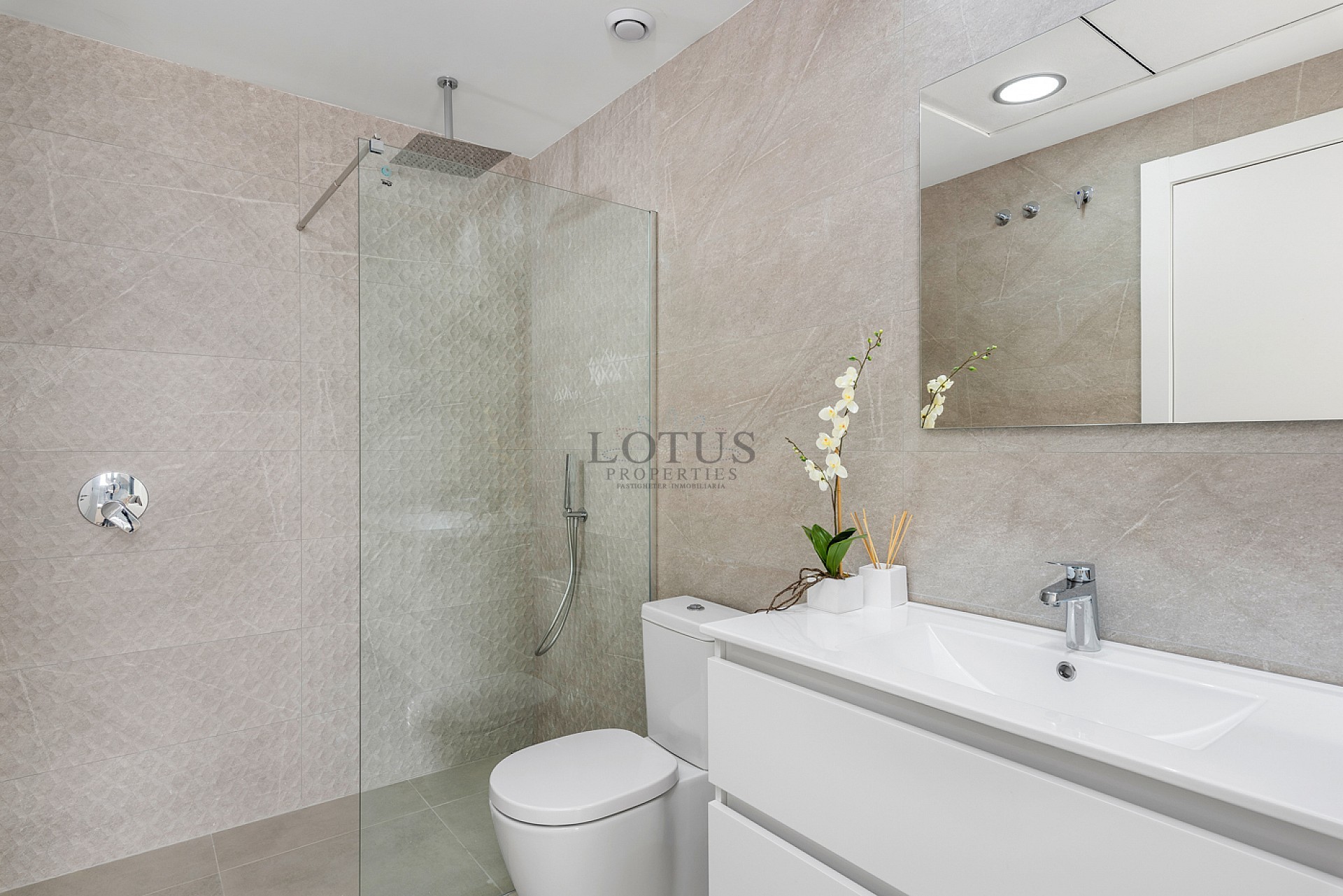 Nya Villor med pool i Benijofar - Lotus Properties