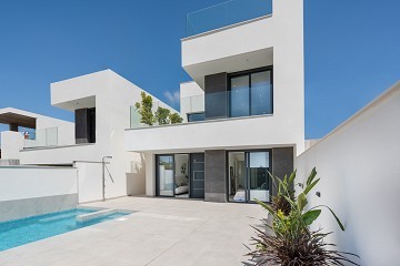Nya Villor met zwembad in Benijofar - Lotus Properties