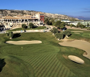 Beautiful new build villas in Alameda Golf - Lotus Properties