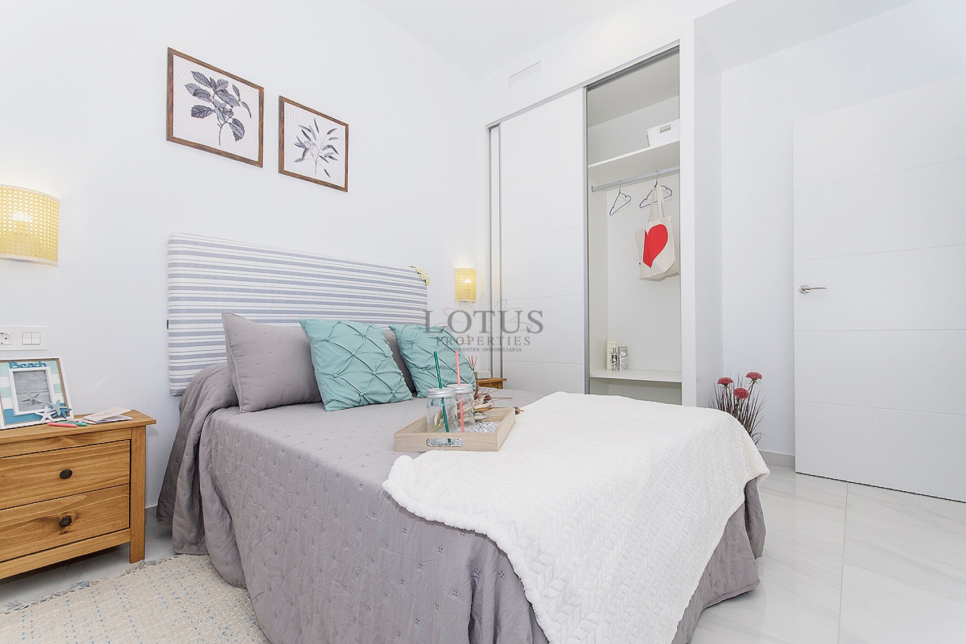 Lyxiga helt nya villor - Lotus Properties