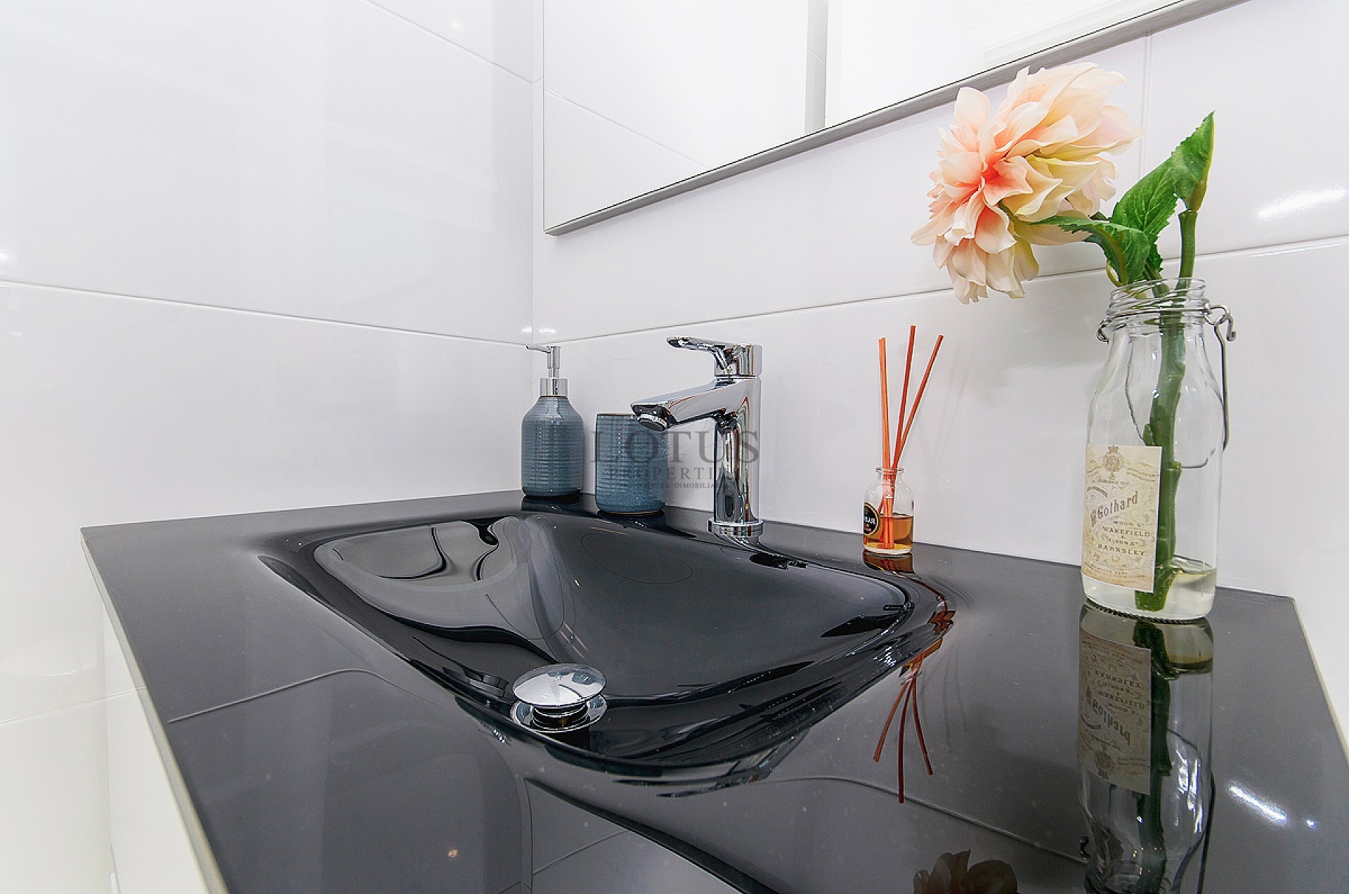 Lyxiga helt nya villor - Lotus Properties