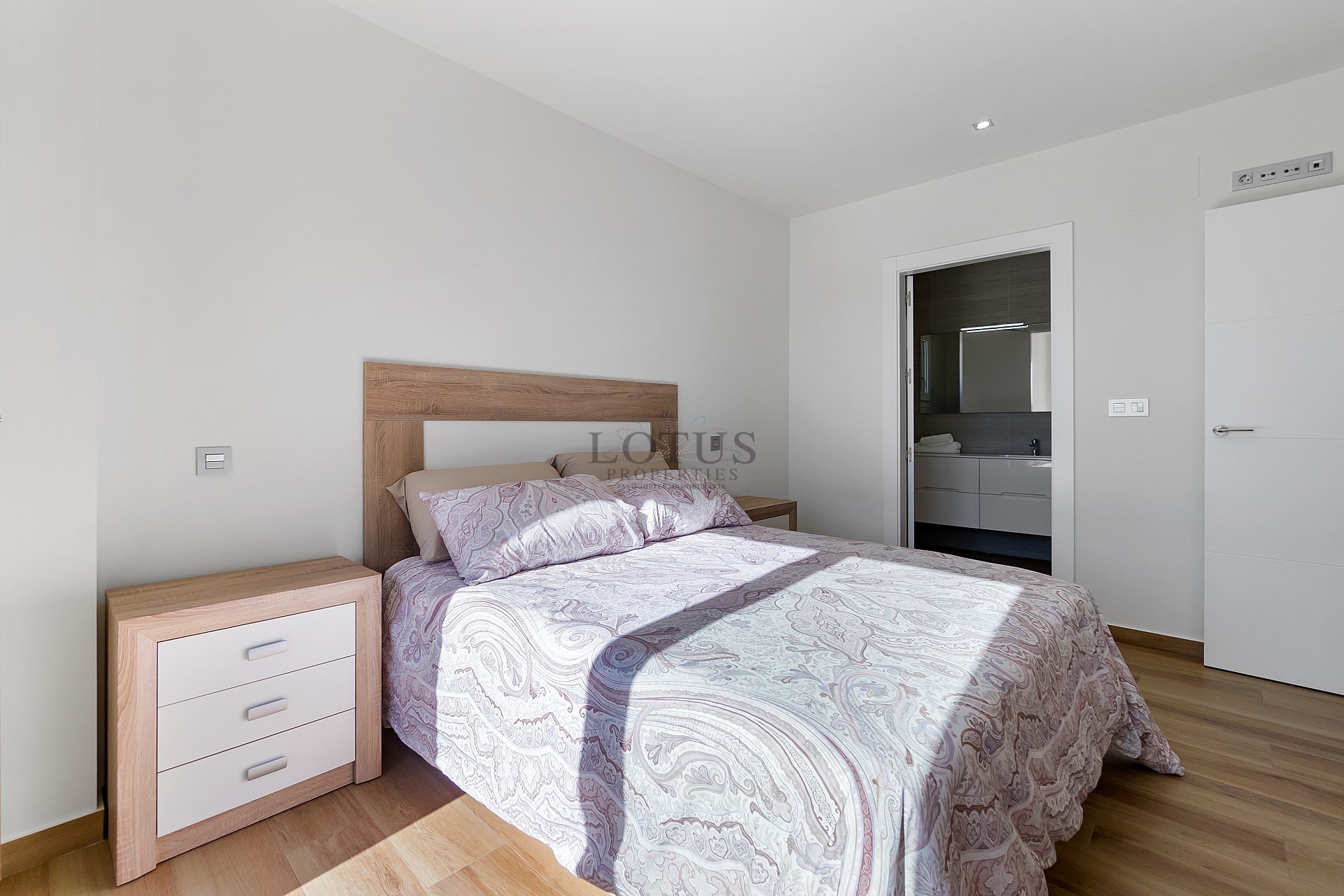 Lyxig villa med fantastisk utsikt över bergen i Ciudad Quesada - Lotus Properties