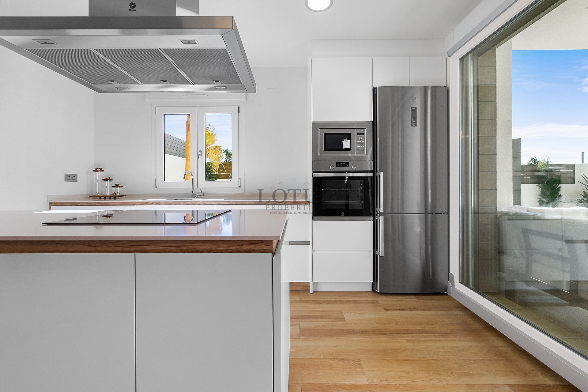 Lyxig villa med fantastisk utsikt över bergen i Ciudad Quesada - Lotus Properties