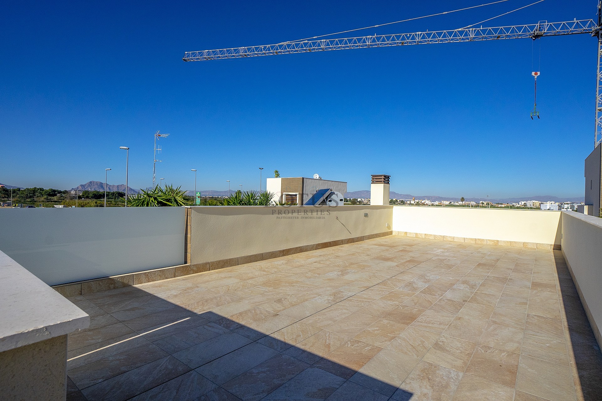 Lyxig villa med fantastisk utsikt över bergen i Ciudad Quesada - Lotus Properties