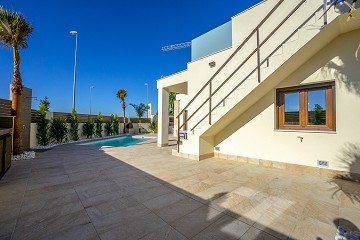 Luxe villa met prachtig uitzicht op de bergen in Ciudad Quesada - Lotus Properties