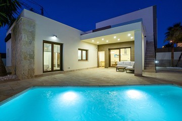 Luxe villa met prachtig uitzicht op de bergen in Ciudad Quesada - Lotus Properties