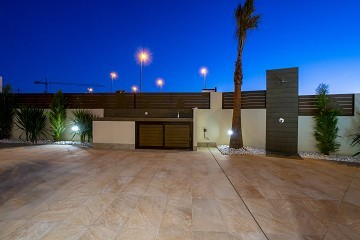 Luxe villa met prachtig uitzicht op de bergen in Ciudad Quesada - Lotus Properties