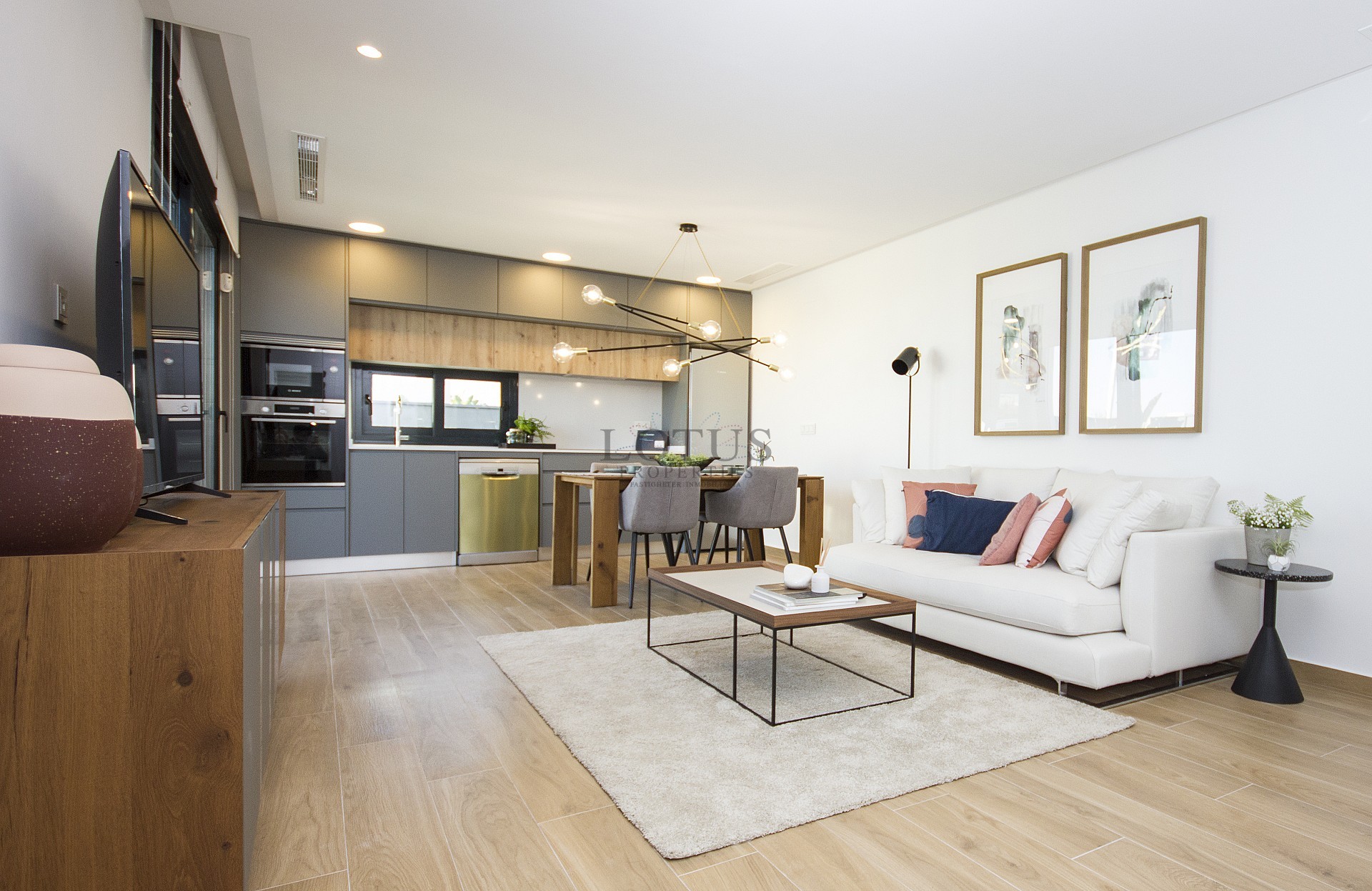 Medelhavsvillor i vackra Ciudad Quesada - Lotus Properties