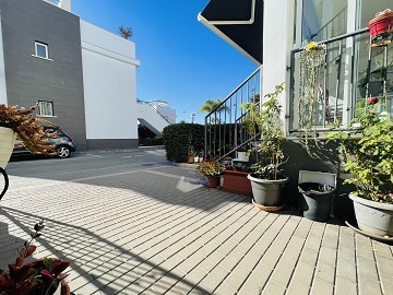 Planta orientada al sur en estado nuevo en Res. Vistabella - Aguas Nuevas - Lotus Properties