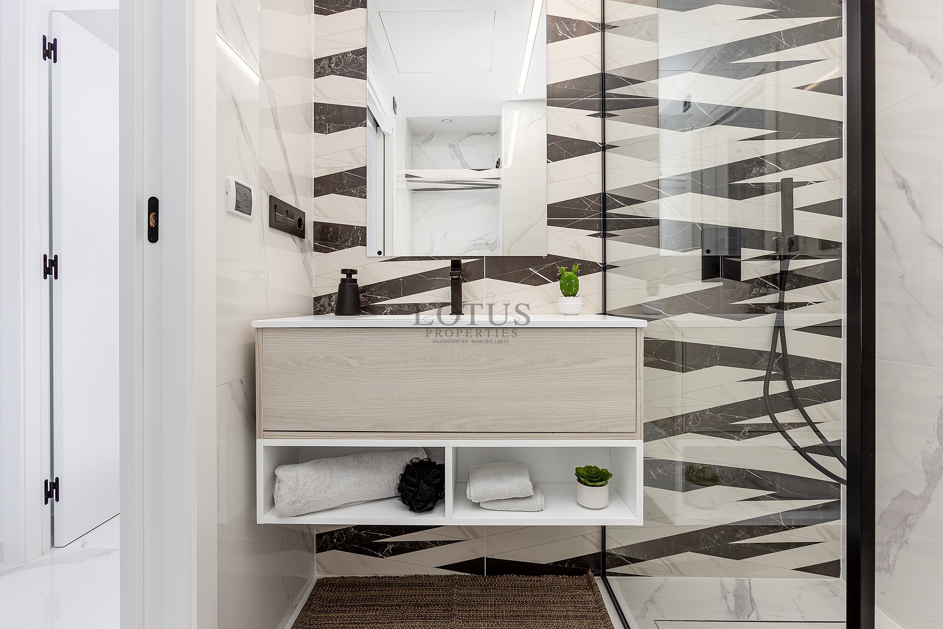 Nya lägenheter i Oasis Beach XV - El Raso - Lotus Properties