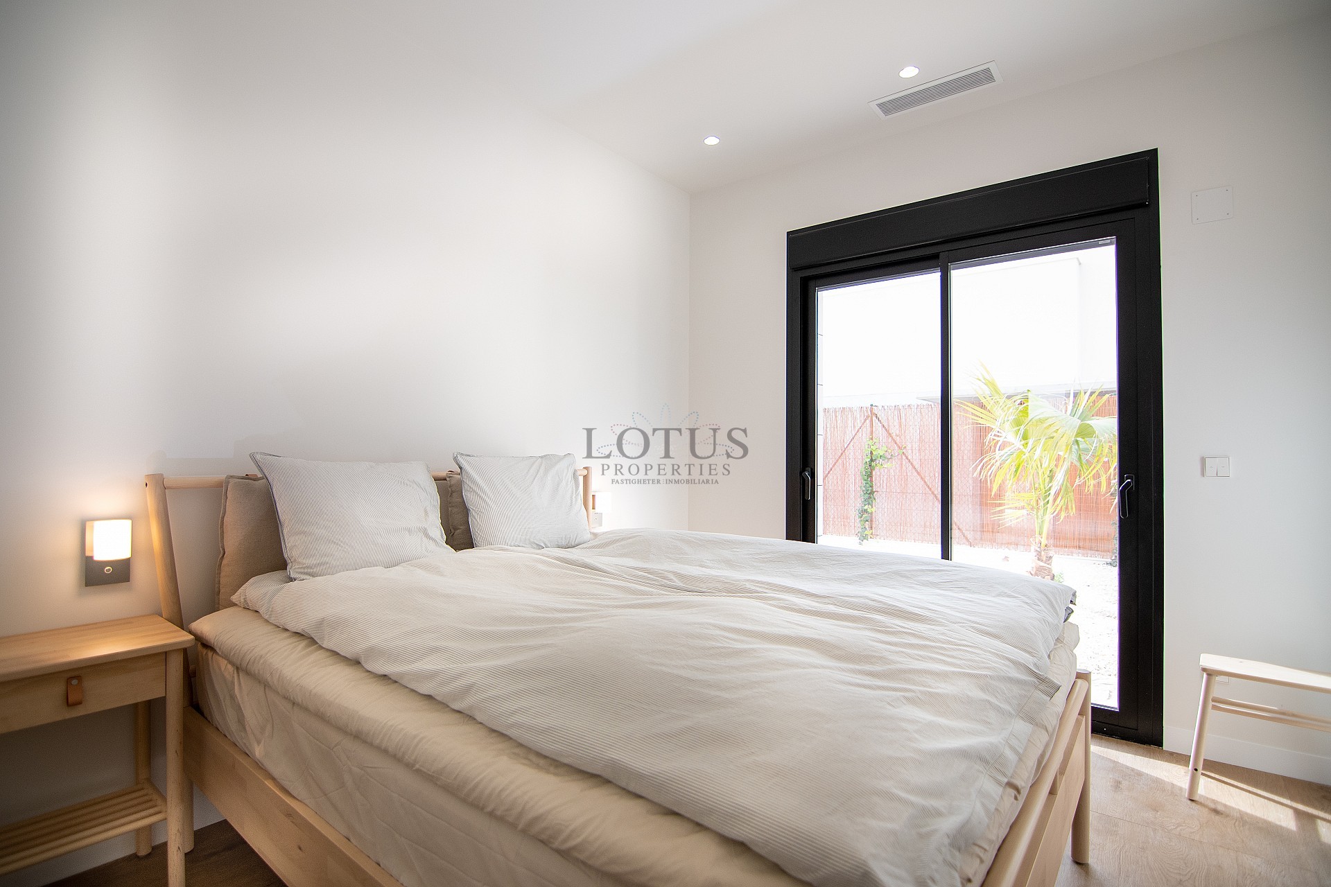 Fantastiska nyproducerade enplansvillor - Lotus Properties