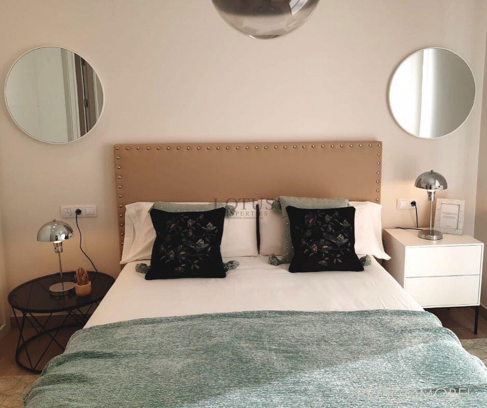 Luxury apartment project in beautiful El Raso - Lotus Properties