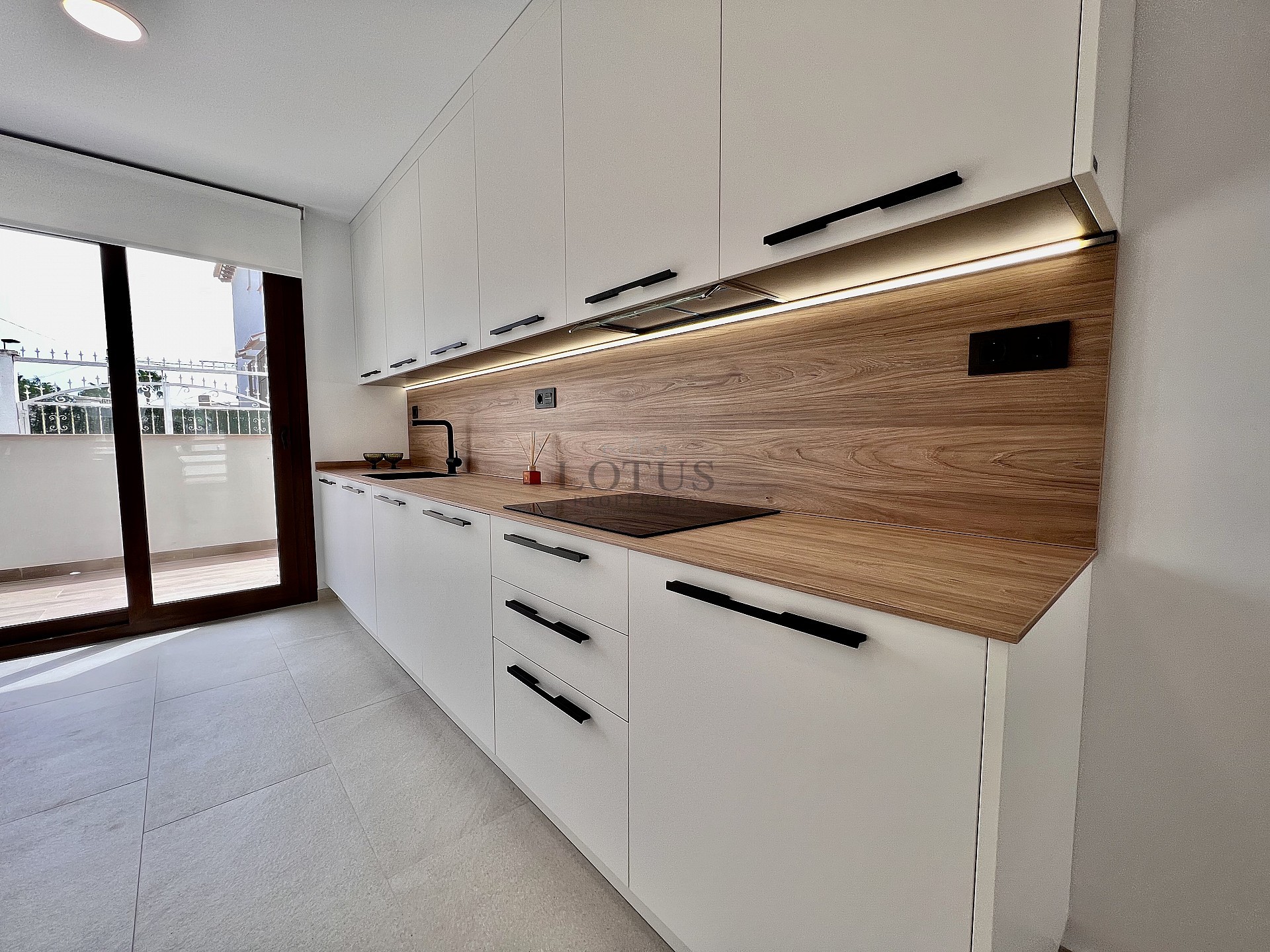 New project with ground & top floor - Los Balcones - Lotus Properties