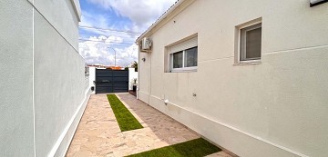 FANTASTIC RENOVATED DETACHED VILLA IN SAN LUIS - TORREVIEJA - Lotus Properties
