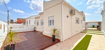 FANTASTIC RENOVATED DETACHED VILLA IN SAN LUIS - TORREVIEJA - Lotus Properties