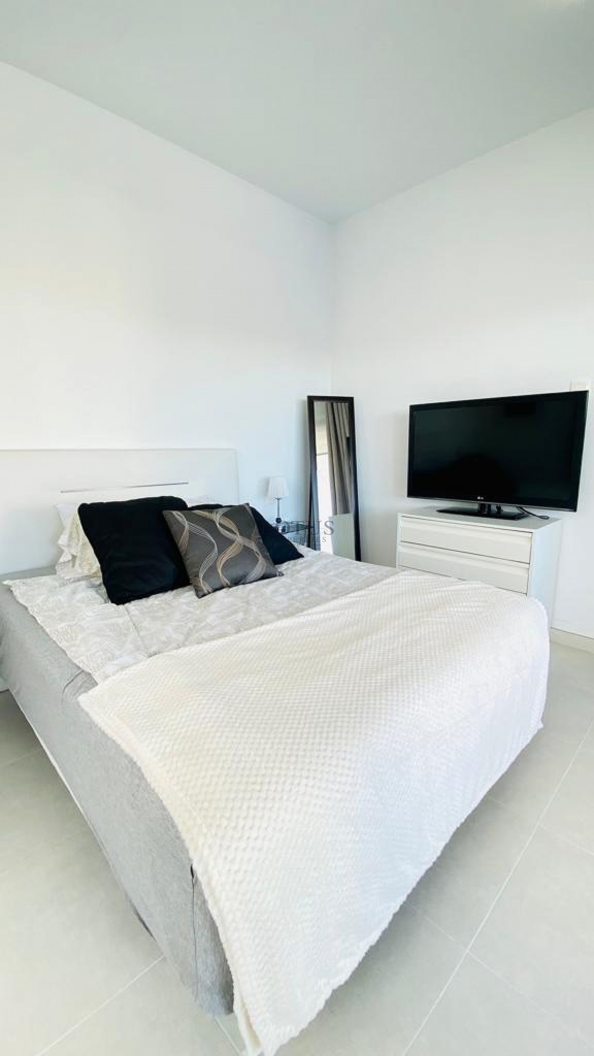 Detached villa with private saltwater heated pool in Ciudad Quesada - Lotus Properties