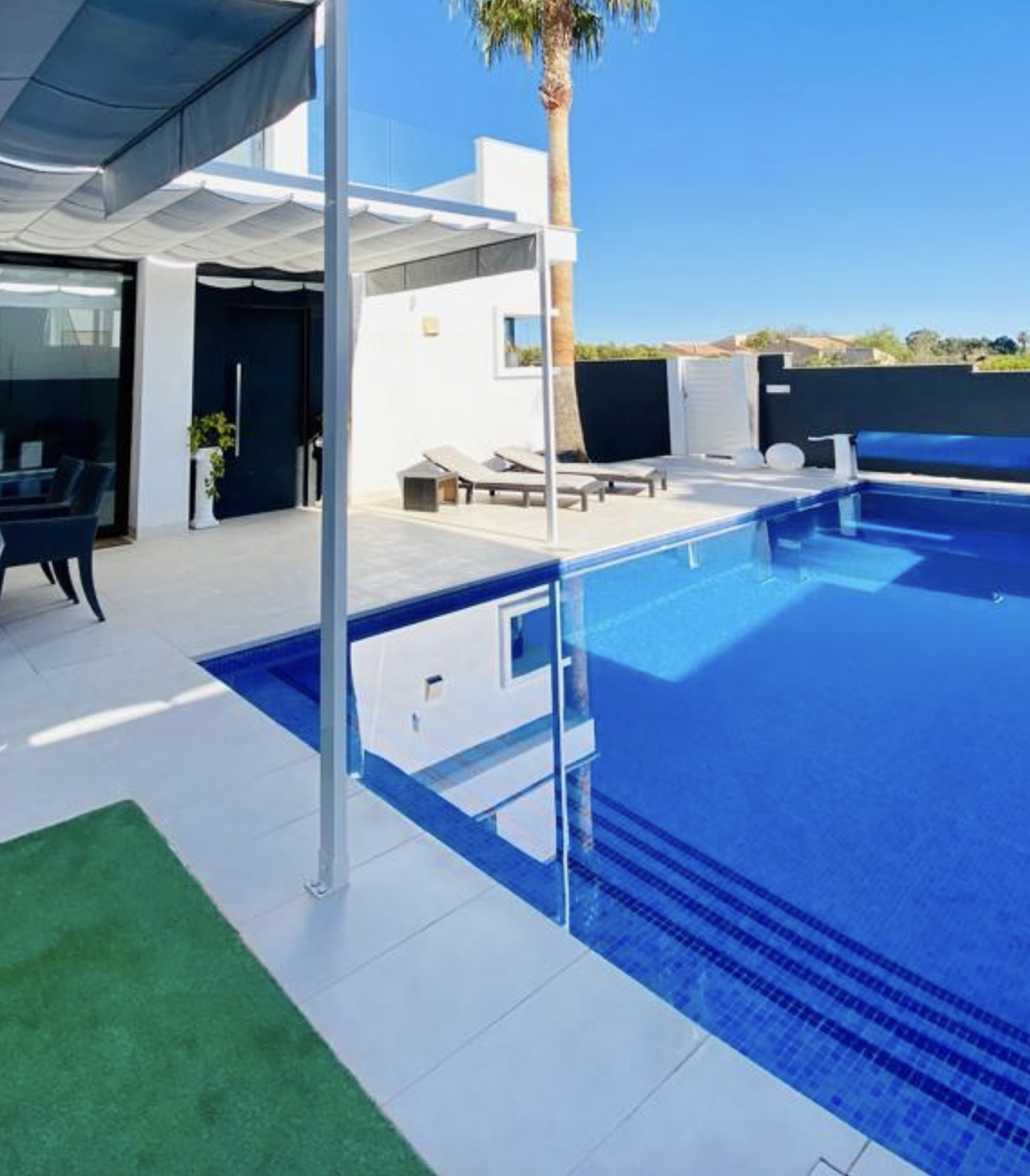 Detached villa with private saltwater heated pool in Ciudad Quesada - Lotus Properties
