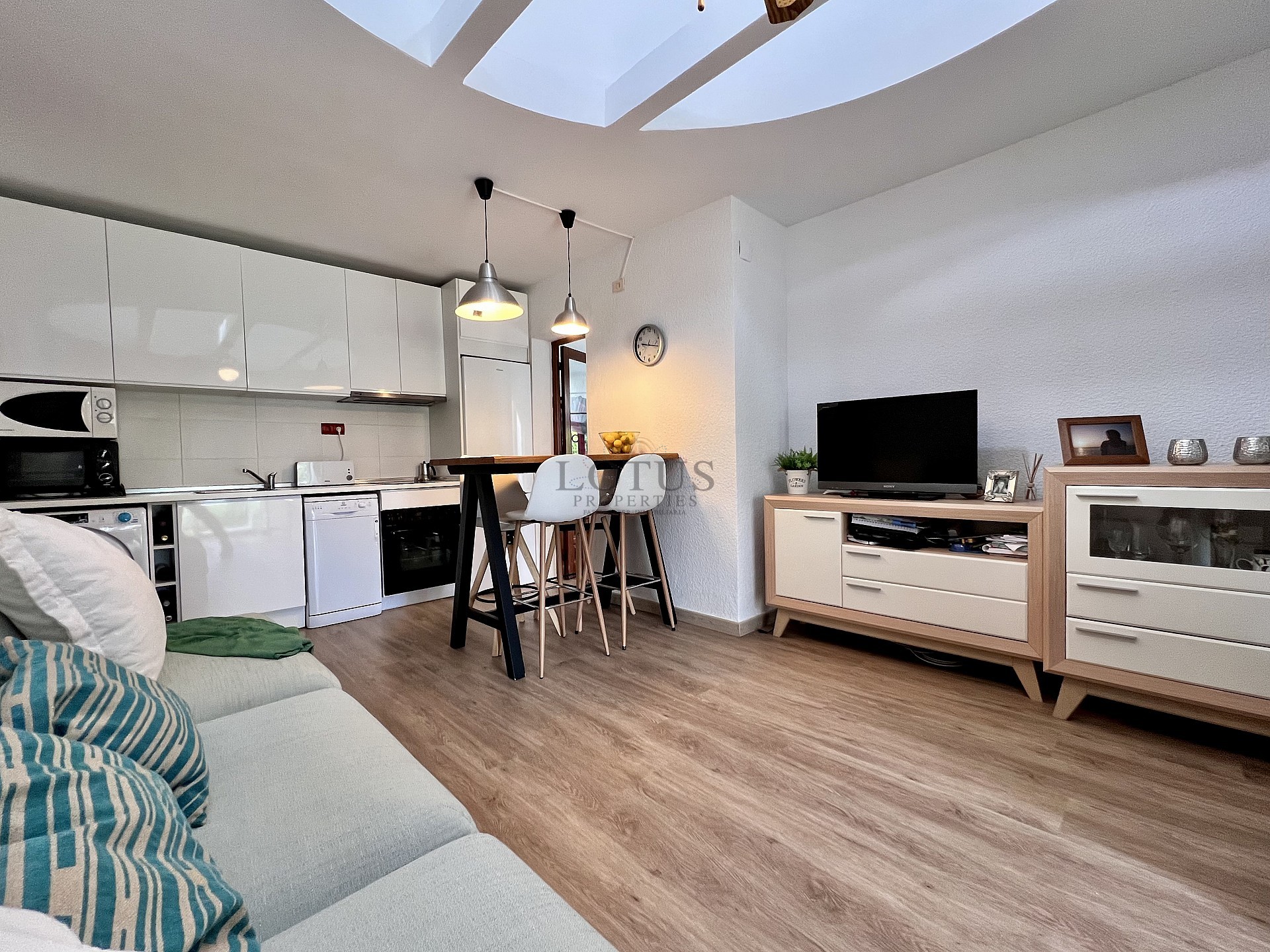 Gerenoveerd gelijkvloers huis in La Florida - Lotus Properties