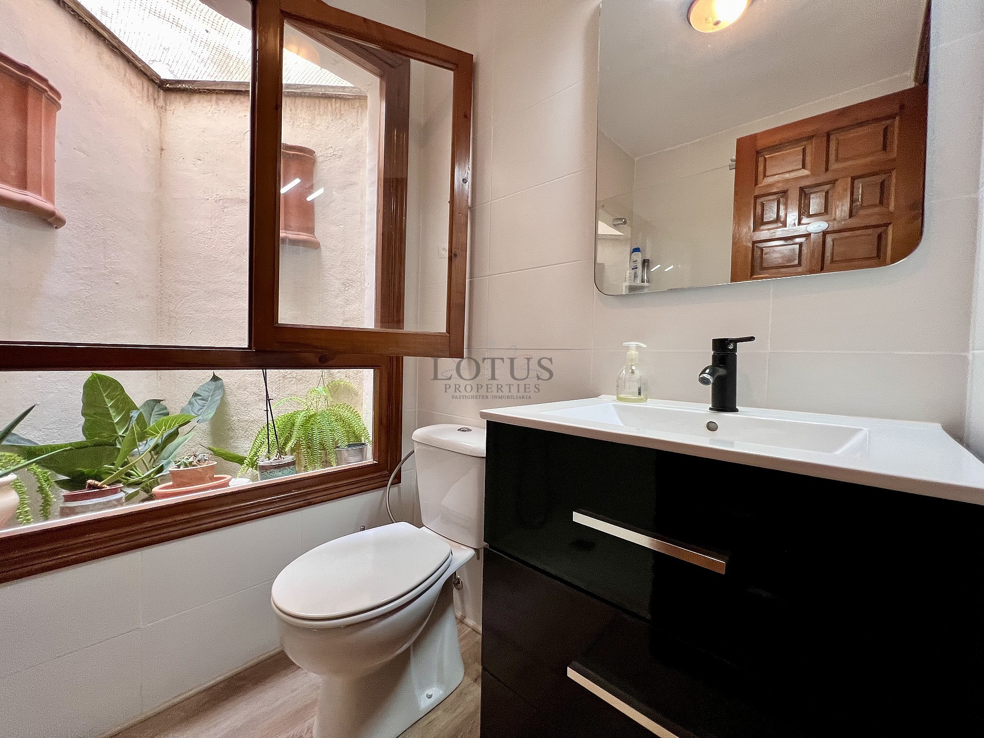 Gerenoveerd gelijkvloers huis in La Florida - Lotus Properties