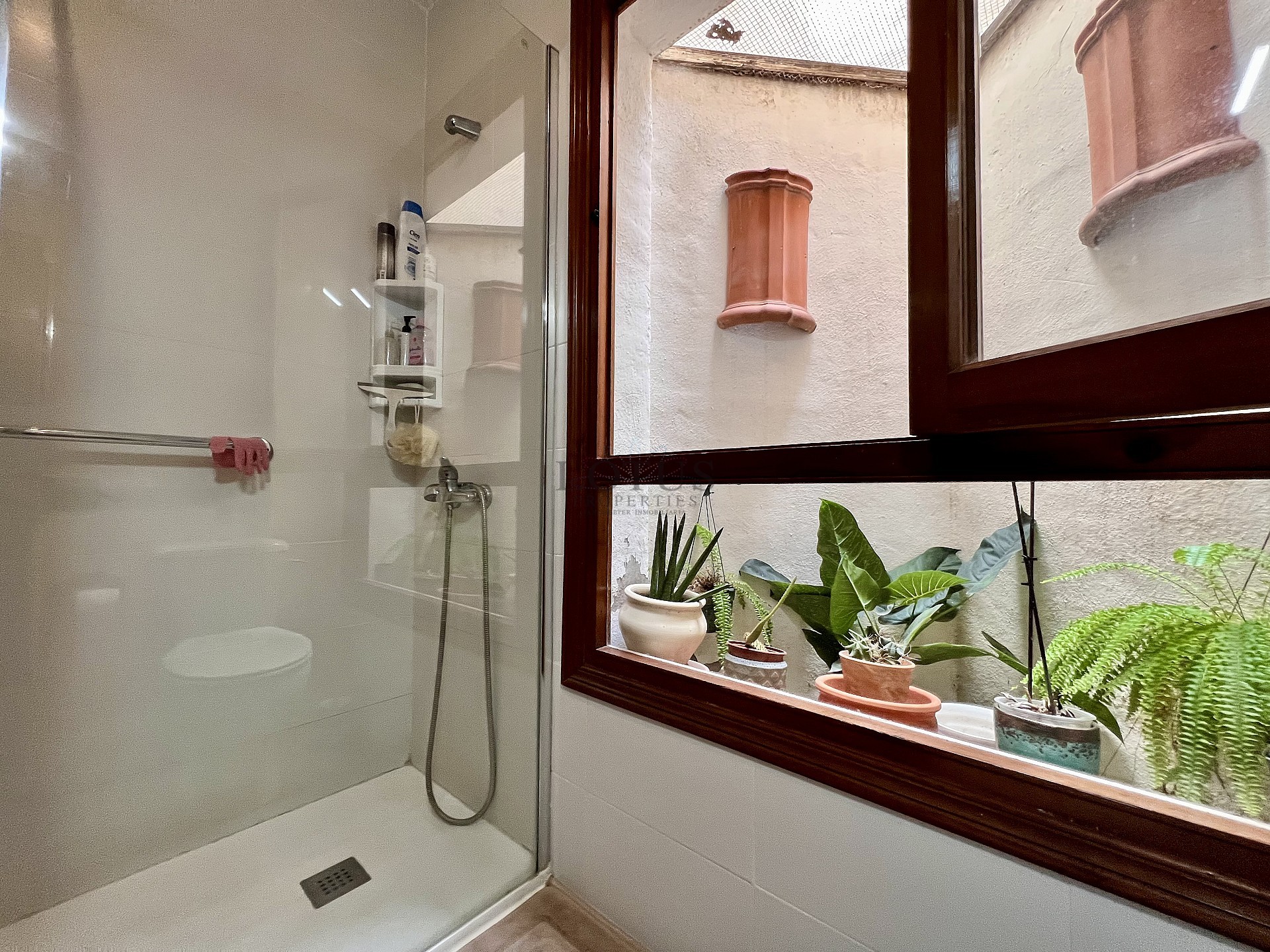 Gerenoveerd gelijkvloers huis in La Florida - Lotus Properties