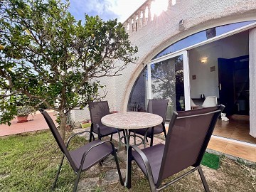 Nyrenoverad enplanshus in Florida - Lotus Properties