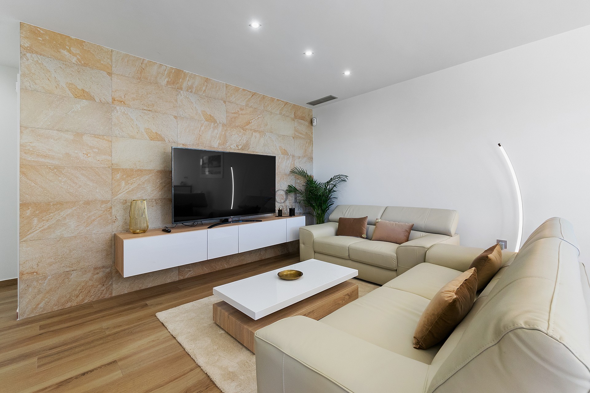 Härlig modern villa 3 sovrum 3 badrum i Ciudad Quesada - Lotus Properties