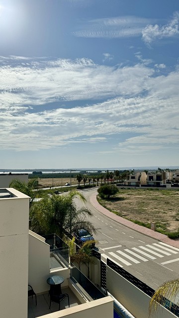 Mooie moderne villa met 3 slaapkamers en 3 badkamers in Ciudad Quesada - Lotus Properties