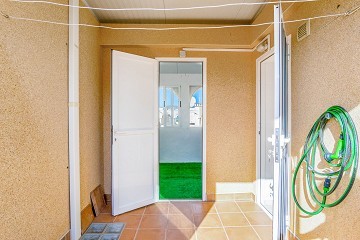 Charmant herenhuis in El Chaparral met zwembad en patio's - Lotus Properties