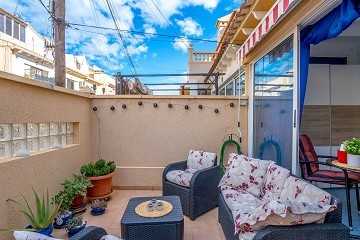 Charmant herenhuis in El Chaparral met zwembad en patio's - Lotus Properties