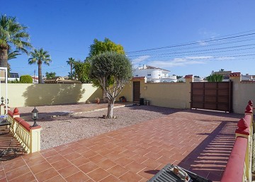 Prachtige villa met 3 slaapkamers en privézwembad in San Luis - Lotus Properties
