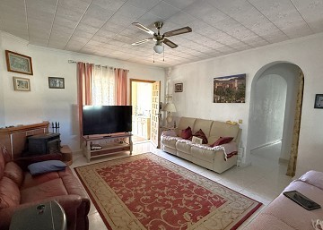 Prachtige villa met 3 slaapkamers en privézwembad in San Luis - Lotus Properties