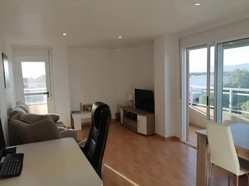 Grote kans. Mooi penthouse-appartement met 2 slaapkamers in Rojalas. - Lotus Properties
