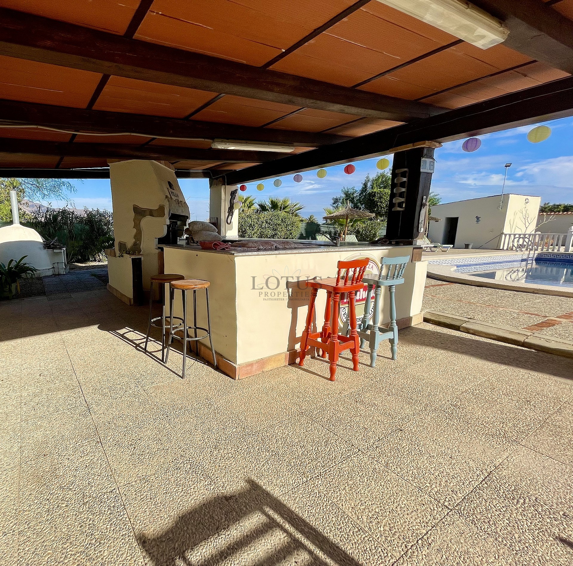 Spectaculair gerenoveerd herenhuis in Orihuela met 4 slaapkamers! - Lotus Properties