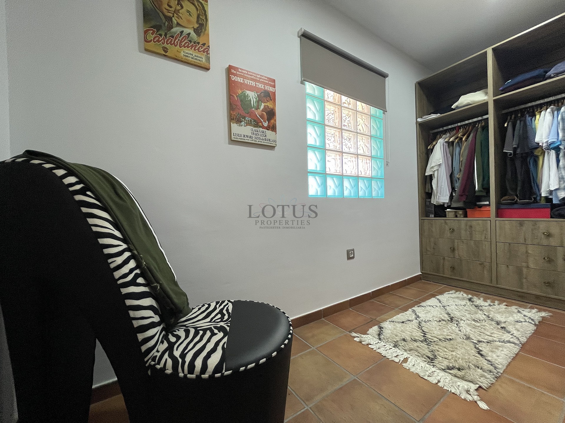 Spectaculair gerenoveerd herenhuis in Orihuela met 4 slaapkamers! - Lotus Properties