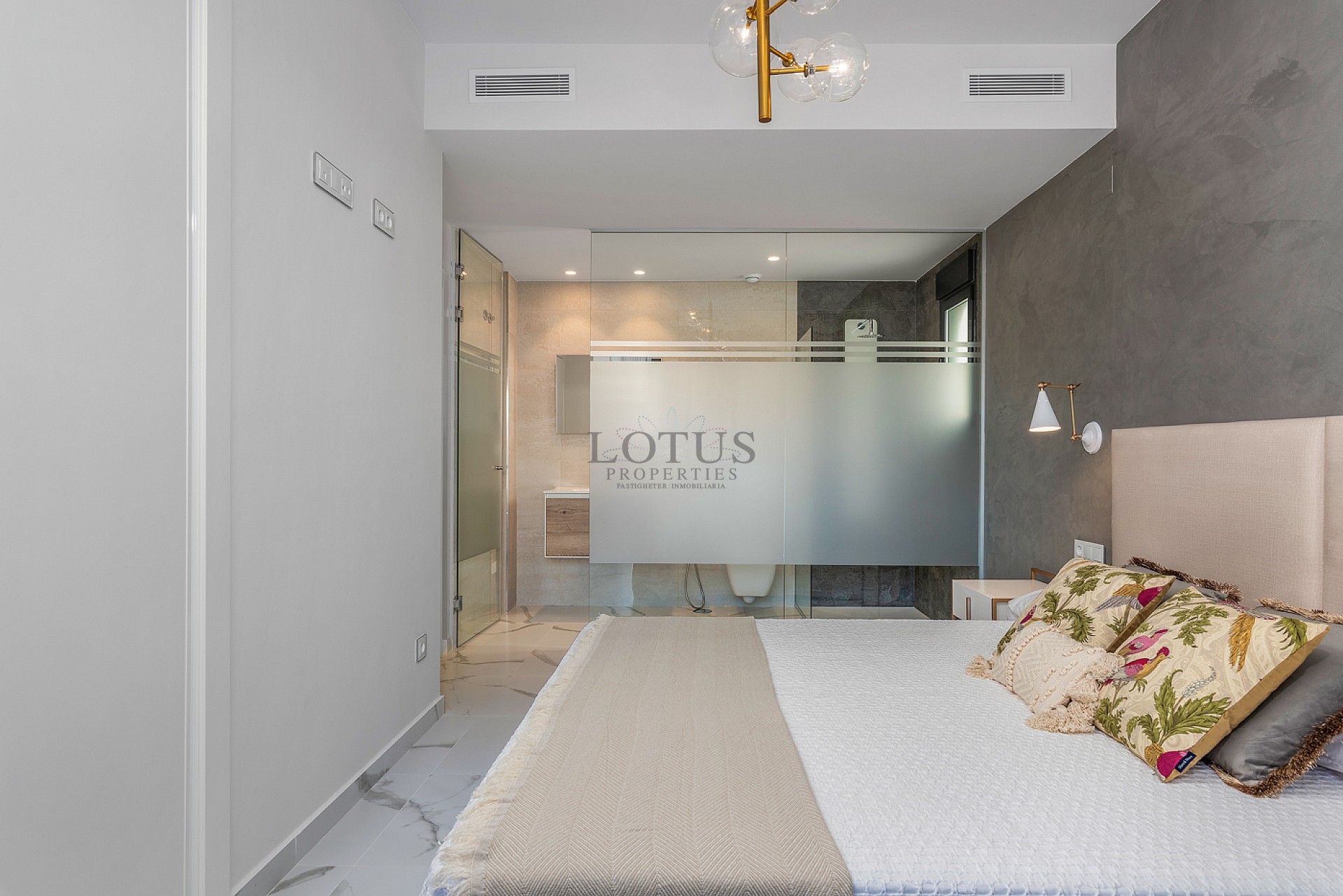 4 ROOMS BUNGALOW IN  A FANTASTIC AREA, RESIDENCIAL BELLAVISTA - Lotus Properties