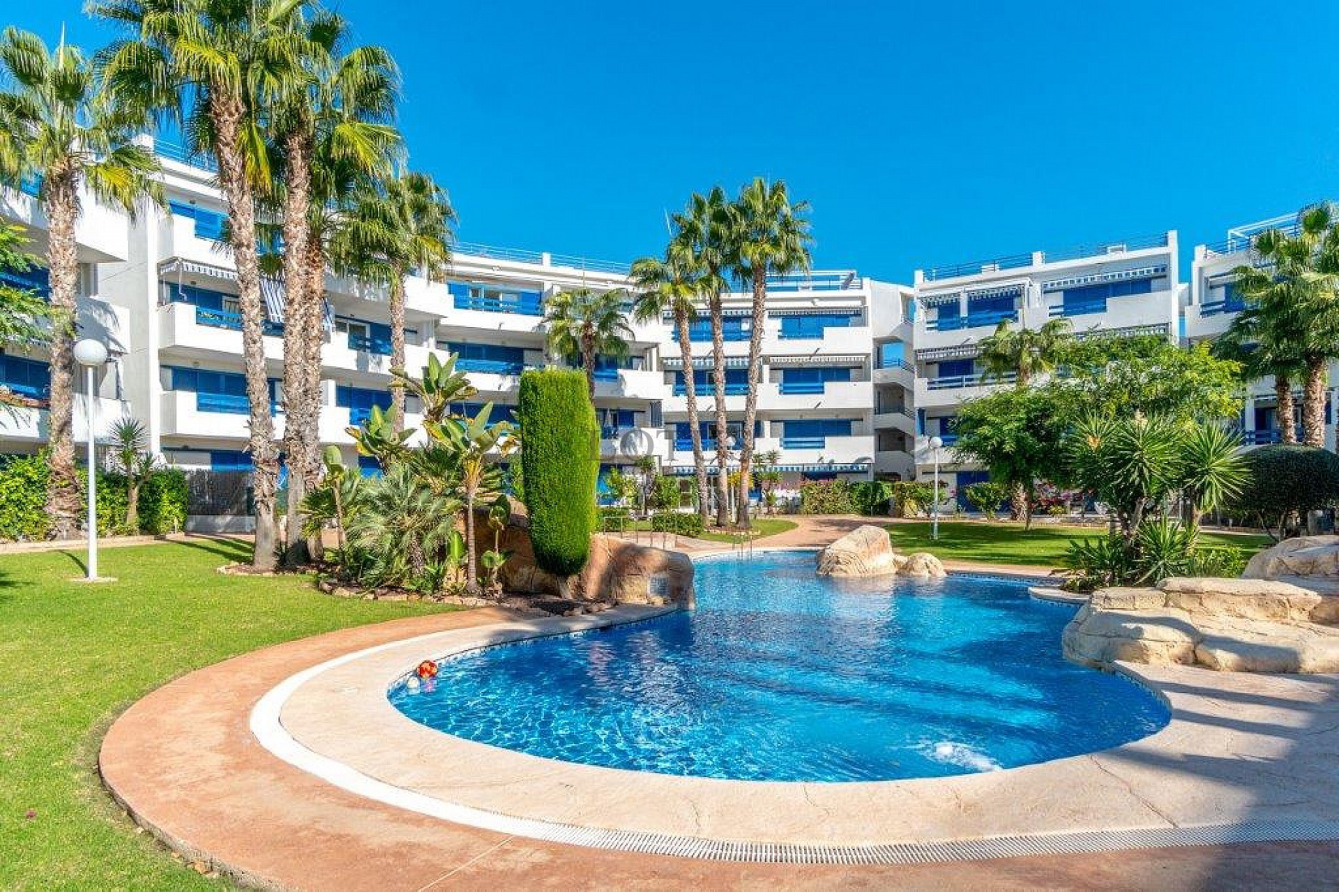 Apartamento super lindo en Res popular. La Calma con 4 piscinas en Playa Flamenca - Lotus Properties