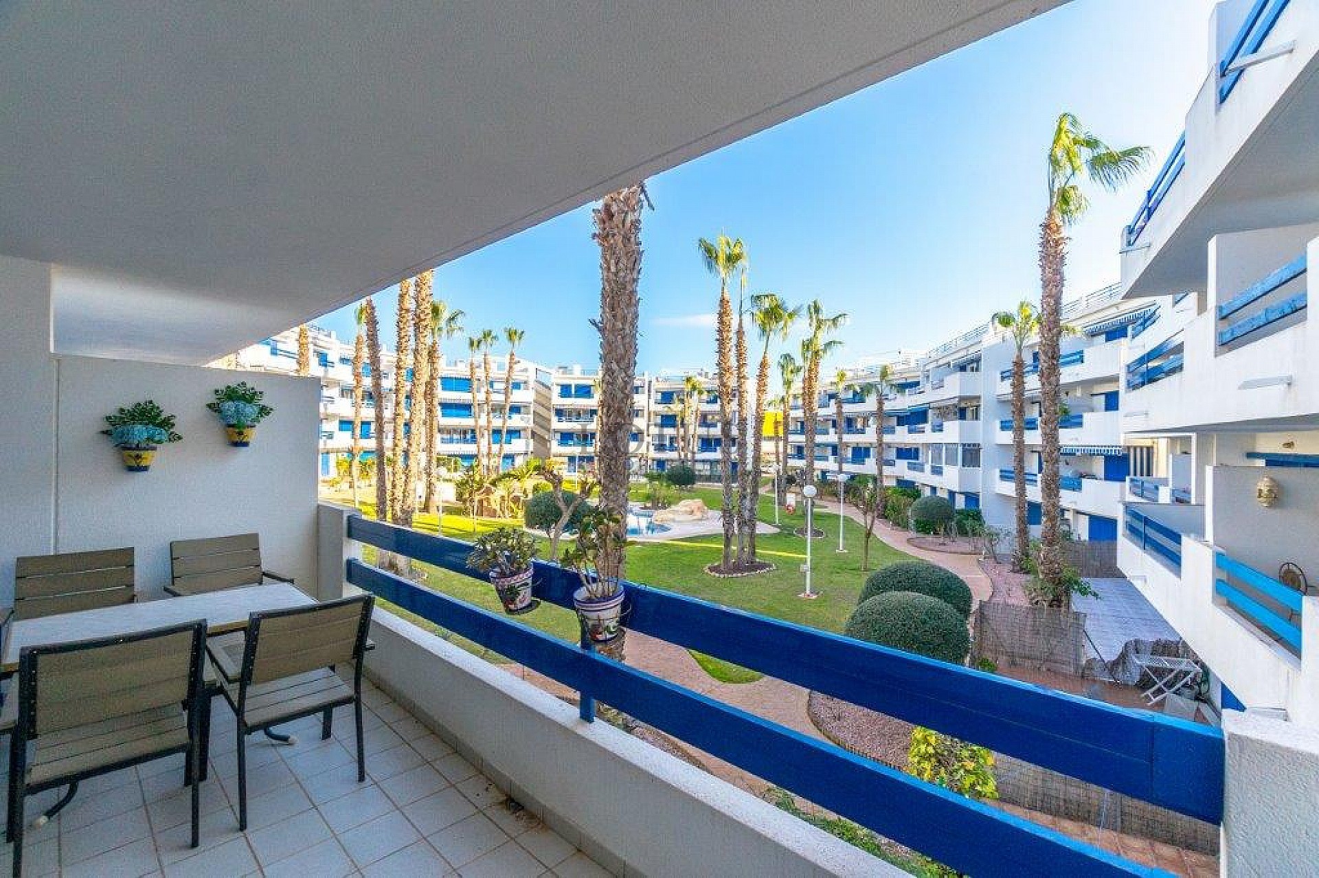 Apartamento super lindo en Res popular. La Calma con 4 piscinas en Playa Flamenca - Lotus Properties