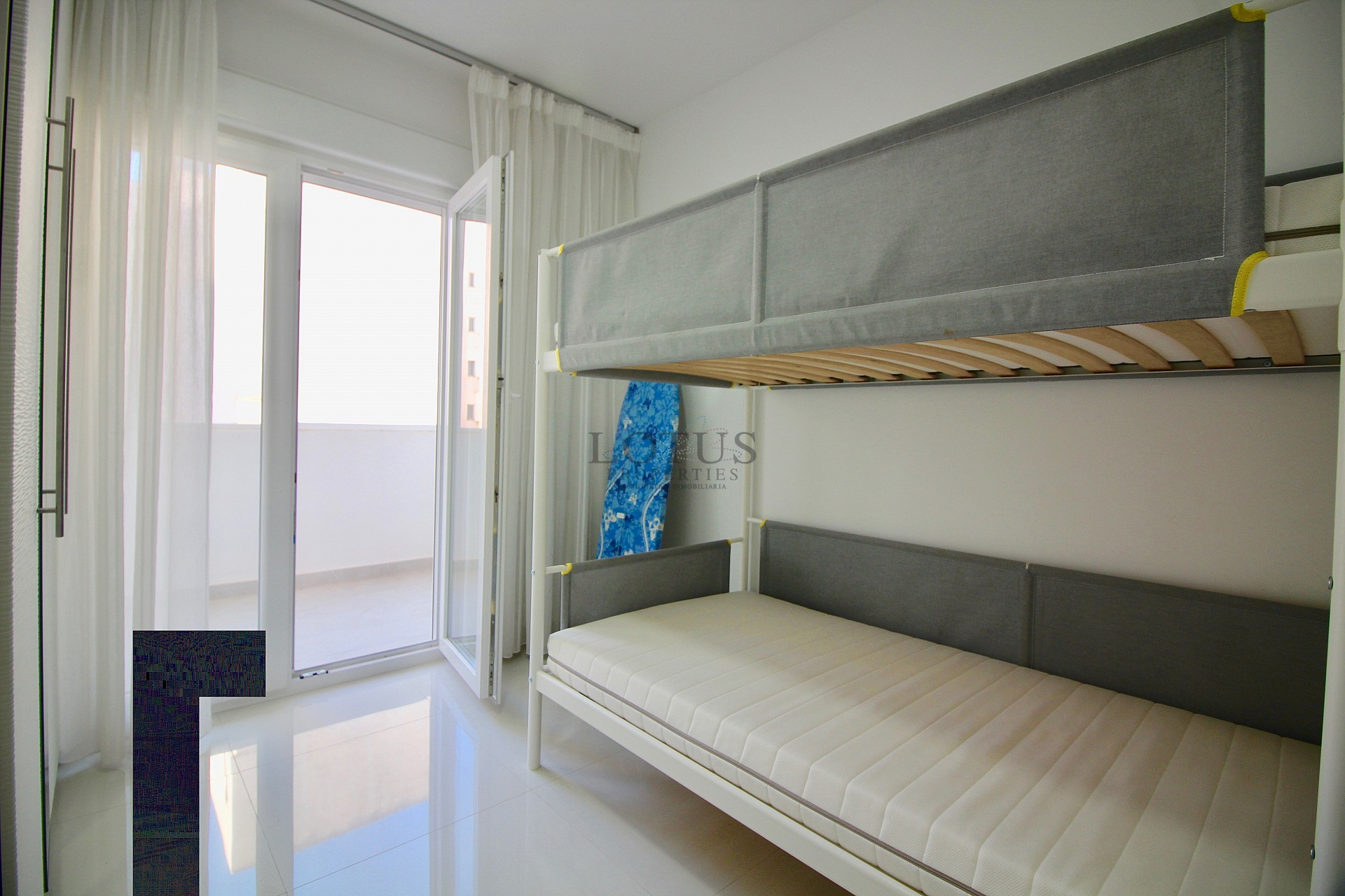 Reformed 3 bed only 100 m to Playa Del Cura - Lotus Properties