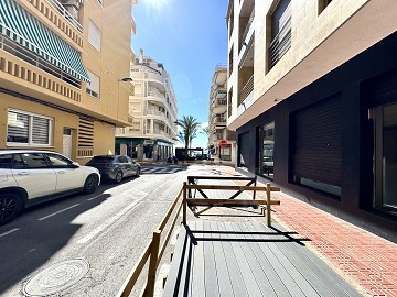 Reformado con 3 dormitorios a sólo 100 m del mar - Torrevieja - Lotus Properties