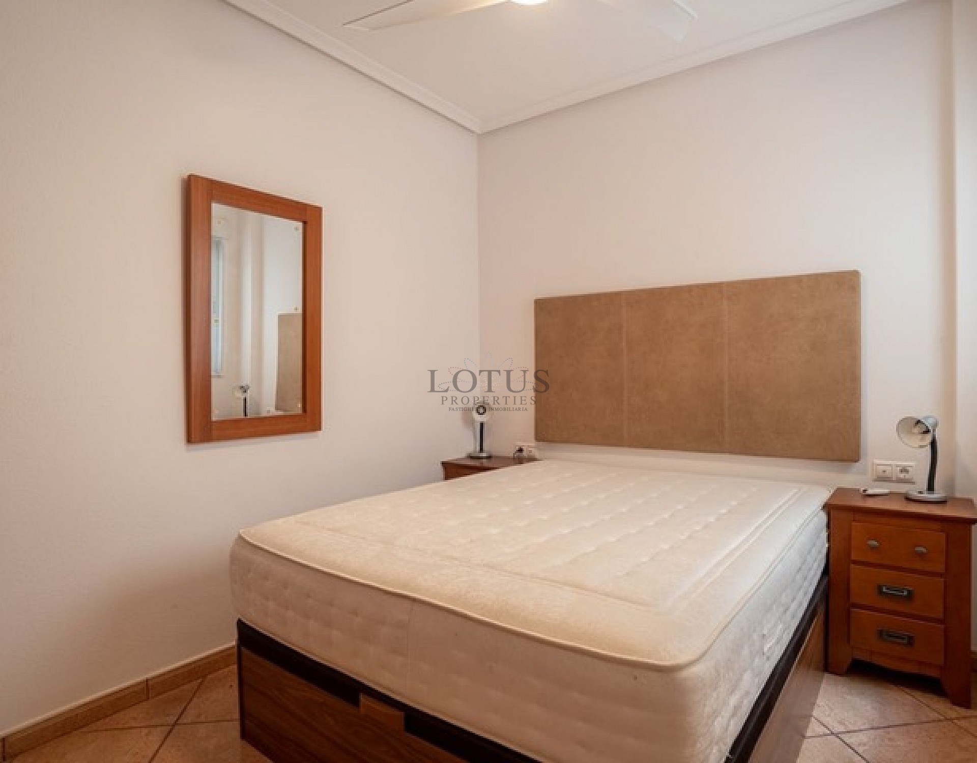 Apartamento de 3 dormitorios con piscina en Algorfa - Lotus Properties