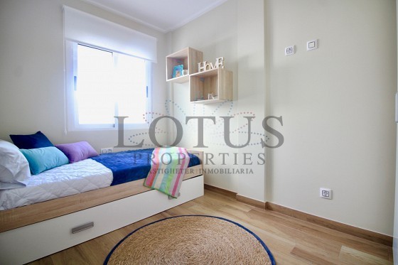 Nya & Prisvärda radhus - Torrevieja - Lotus Properties
