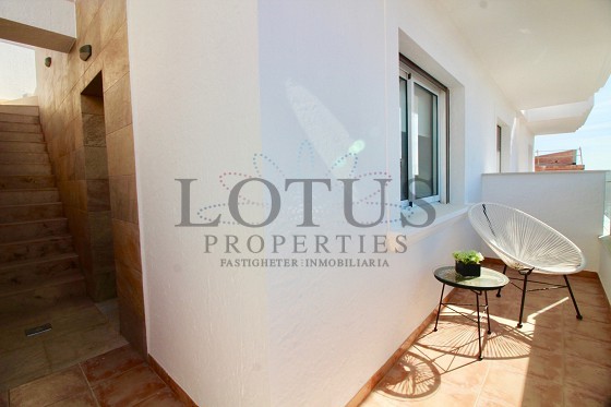 Nya & Prisvärda radhus - Torrevieja - Lotus Properties