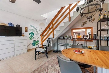 Pärla med privat takterrass endast 250 m till Playa Los Locos - Lotus Properties