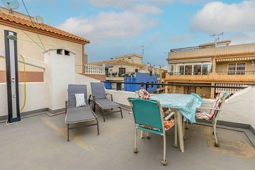 Pärla med privat takterrass endast 250 m till Playa Los Locos - Lotus Properties