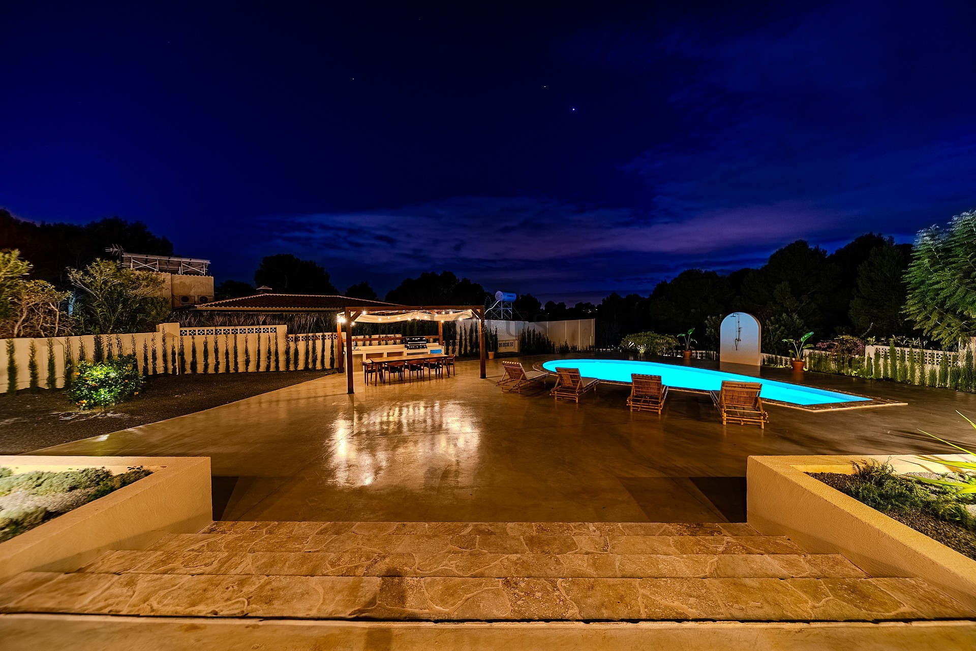 Luxury villa for sale in Altea with impressive views - Lotus Properties