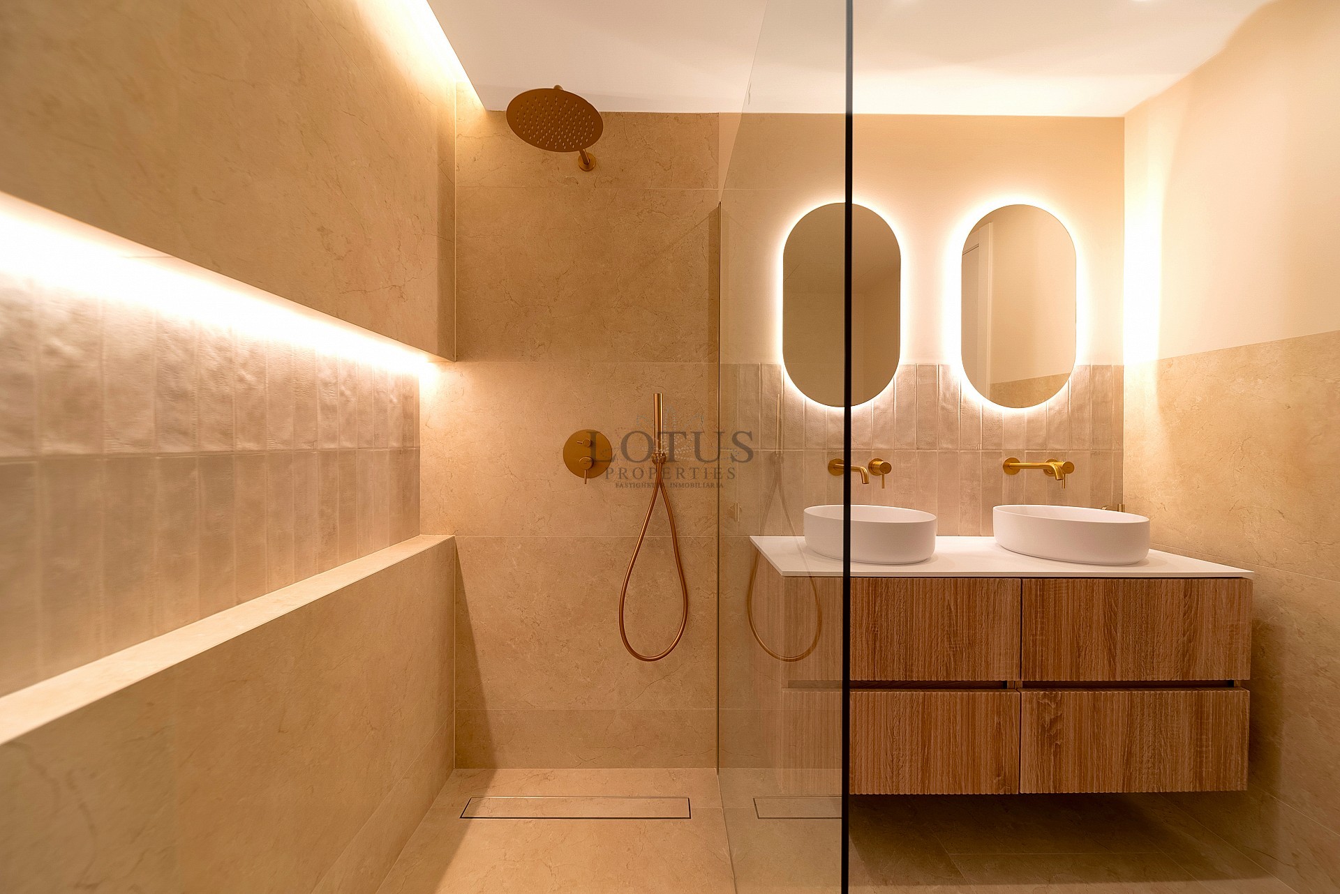 Luxury villa for sale in Altea with impressive views - Lotus Properties