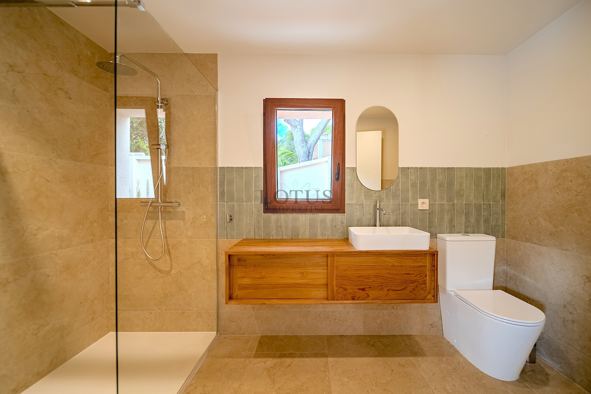 Luxury villa for sale in Altea with impressive views - Lotus Properties