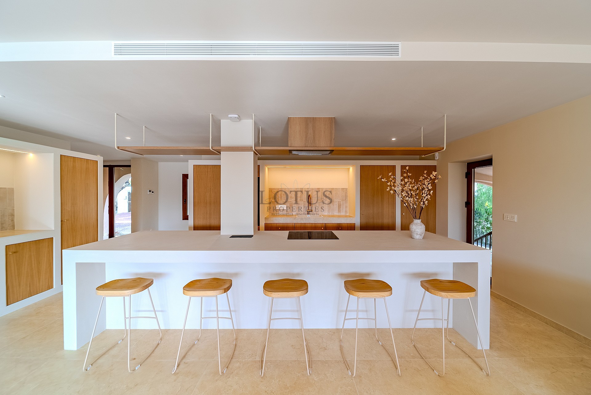 Luxury villa for sale in Altea with impressive views - Lotus Properties