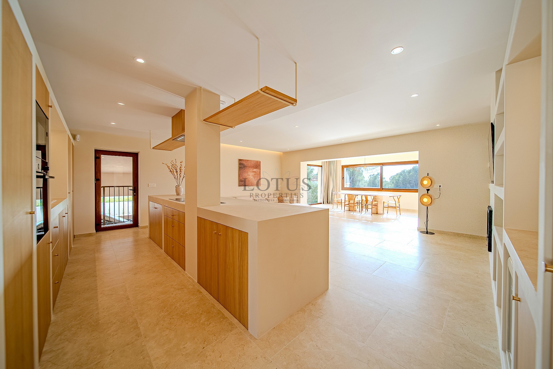 Luxury villa for sale in Altea with impressive views - Lotus Properties